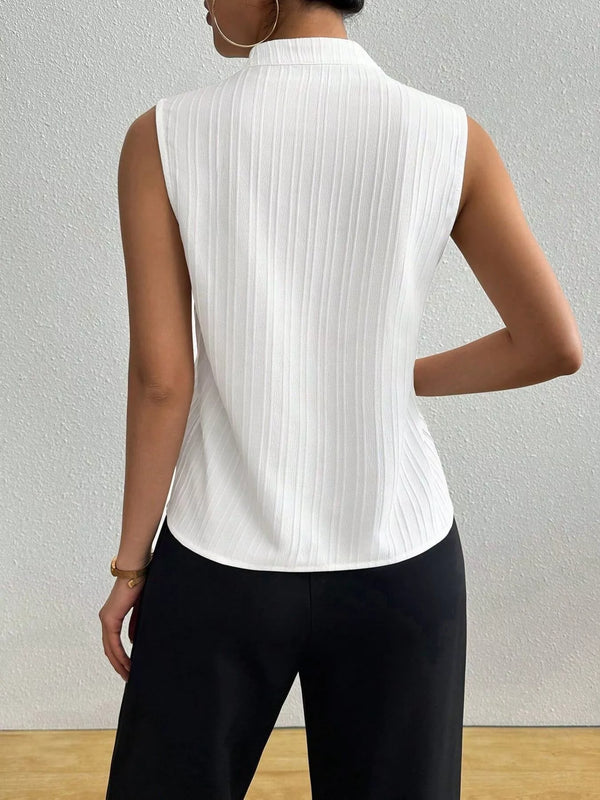 Chic Textured Sleeveless Blouse